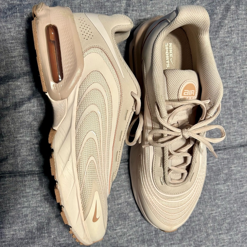 Nike Women's Cream Air Max Sneakers